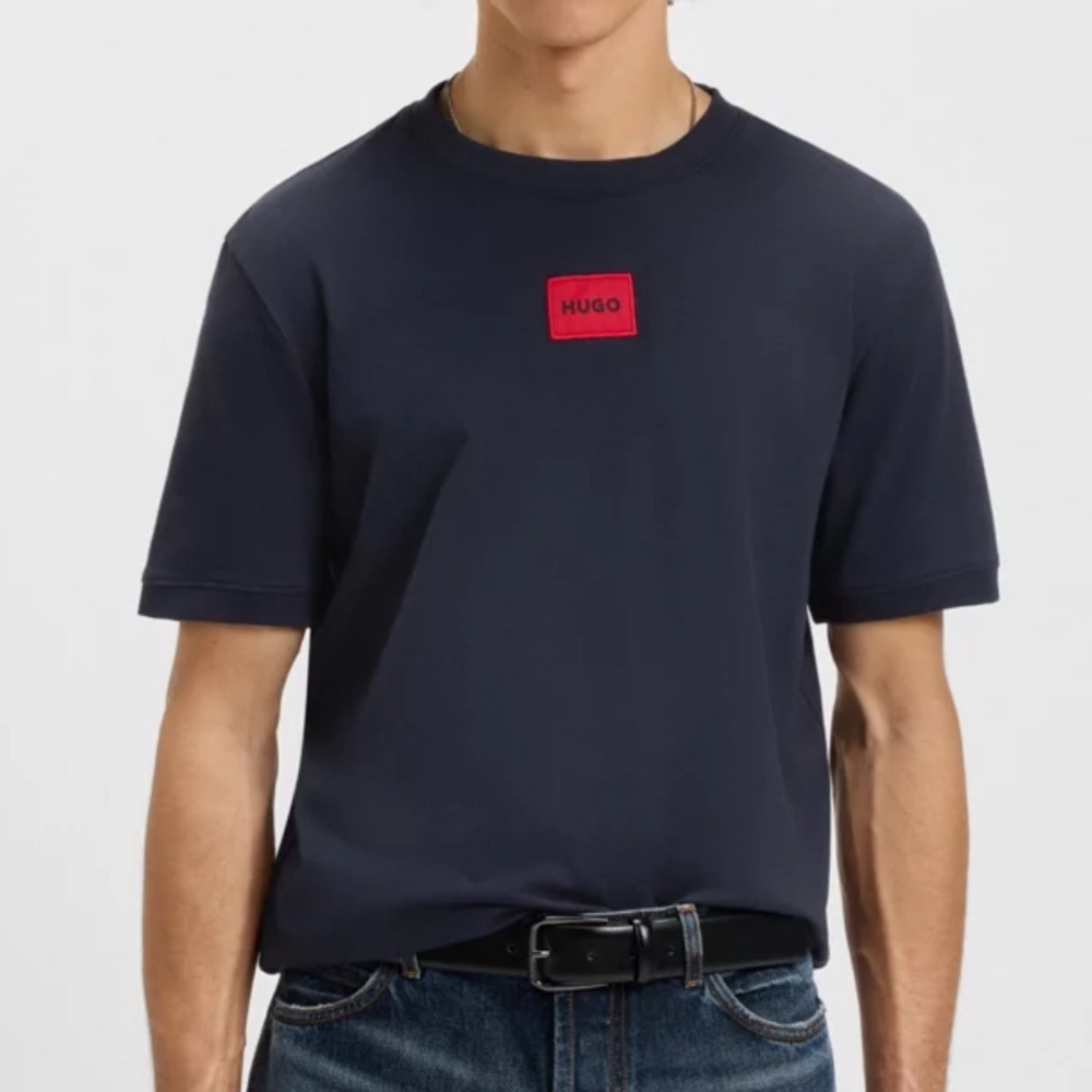 HUGO by Hugo Boss Men's Logo Patch T-Shirt in Dark Blue Size M Crewneck Cotton
